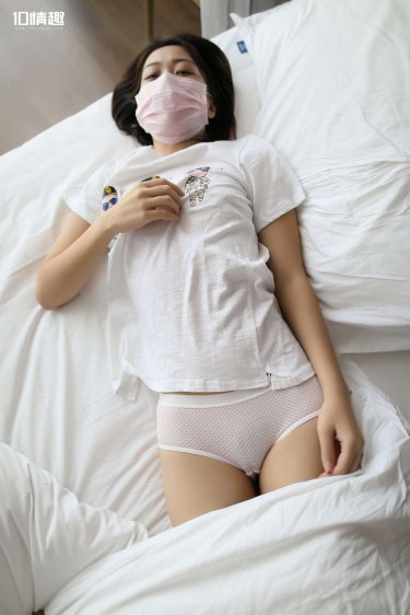 麻袋女孩上半身到底是什么